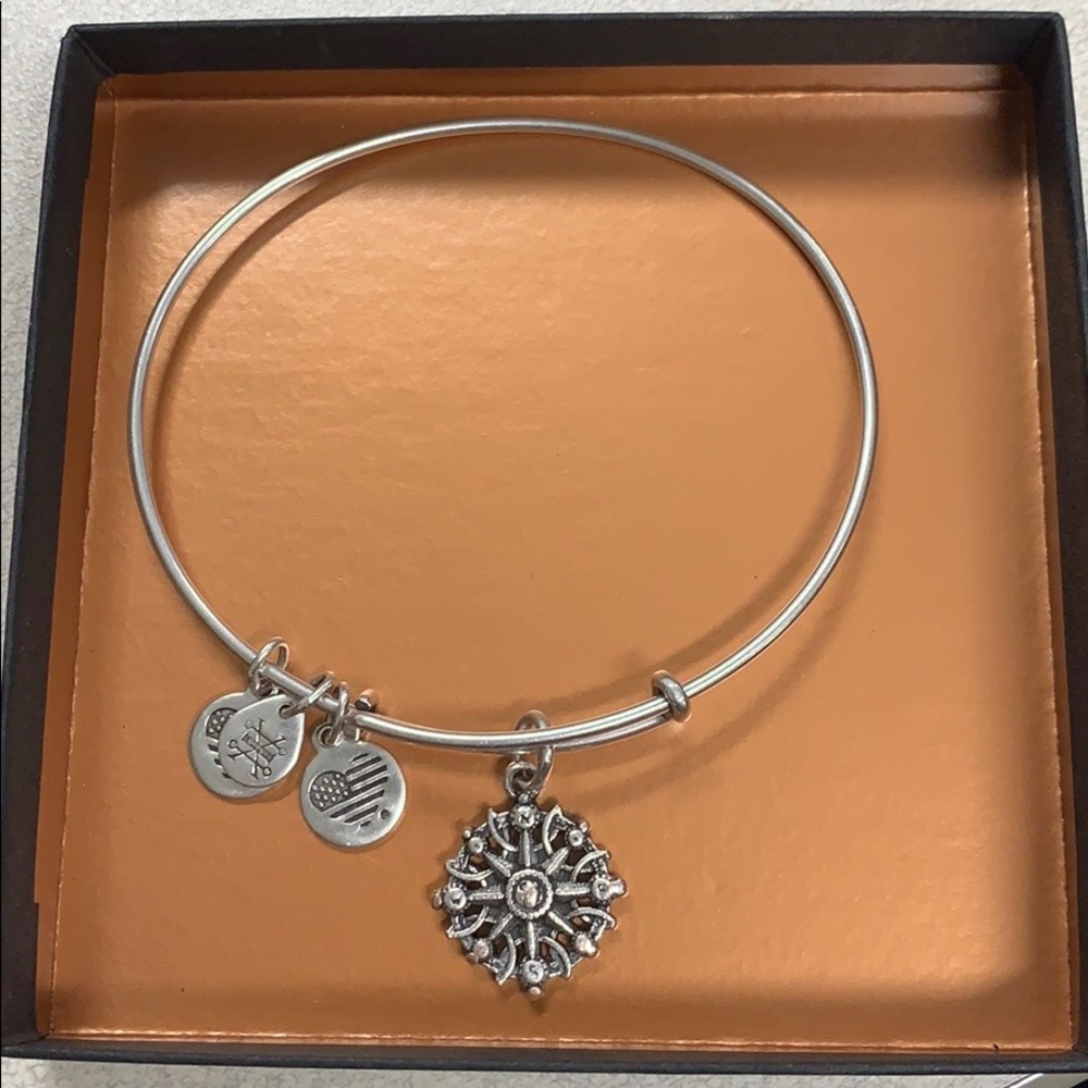 Alex & Ani “Compass” bracelet (Silver)